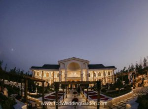 عمارت زیبای عروسی در غرب تهران