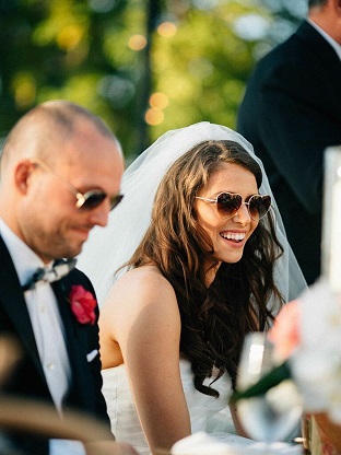 ایده ولنتاین برای عروسی: عینک آفتابی به شکل قلب